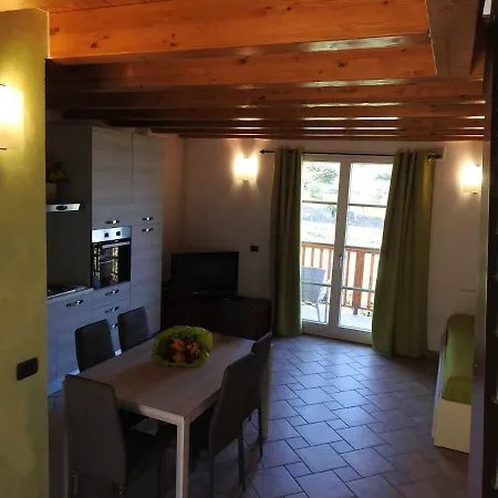 Tasel With Heated Pool Appartement