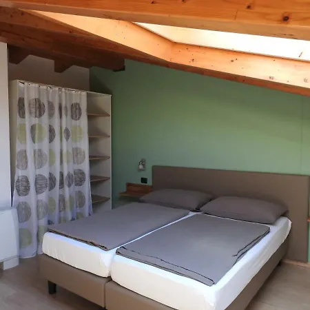 Tasel With Heated Pool Apartamento *