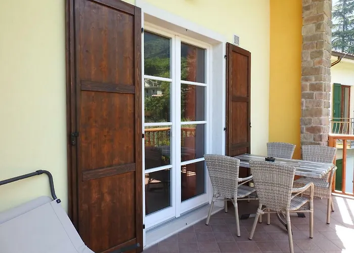 Tasel With Heated Pool *