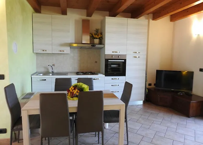 Tasel With Heated Pool * Malcesine