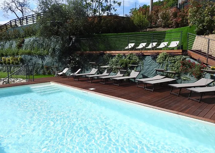 Tasel With Heated Pool Malcesine