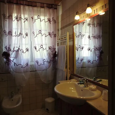 Tasel With Heated Pool Daire Malcesine