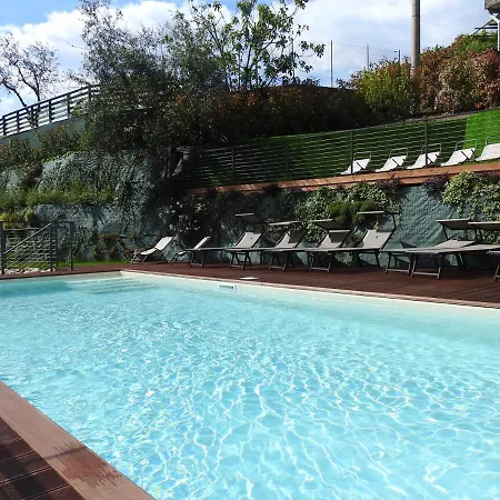 Tasel With Heated Pool Apartment *